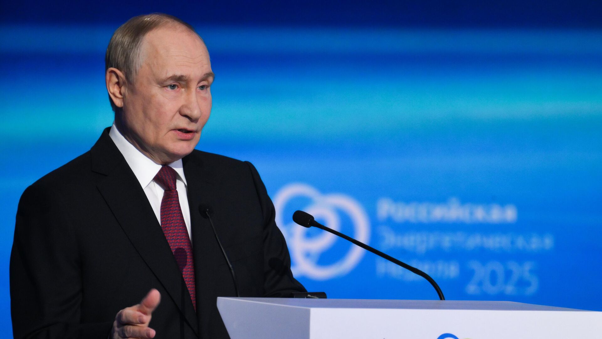 Владимир Путин Владимир Путин - Sputnik Србија, 1920, 16.10.2025