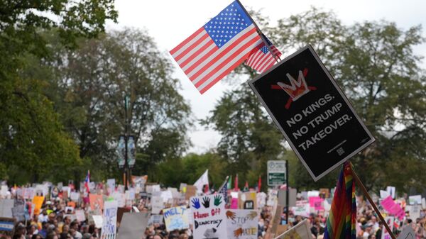 Протест у Чикагу Без краљева - Sputnik Србија