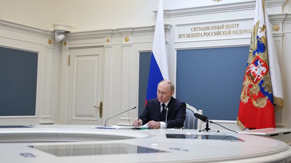 Врховни командант Владимир Путин  - Sputnik Србија