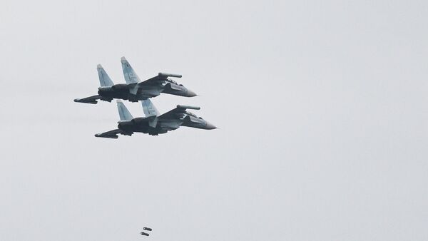 Lovački avioni Su-30 - Sputnik Srbija