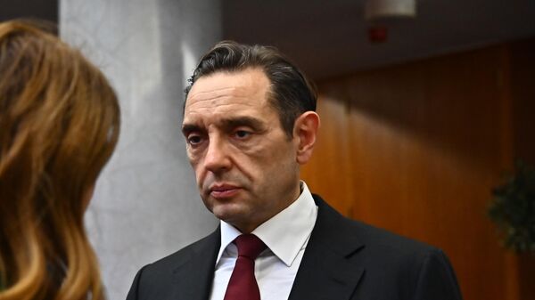 Вулин: Пут у ЕУ води преко украјинског ратишта и кроз минска поља а не преко реформи или парламента