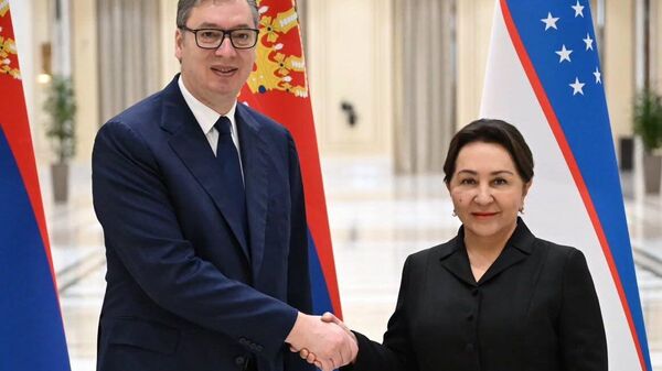 Председник Србије Александар Вучић и председавајућа Сената Републике Узбекистан Танзила Нарбаева - Sputnik Србија