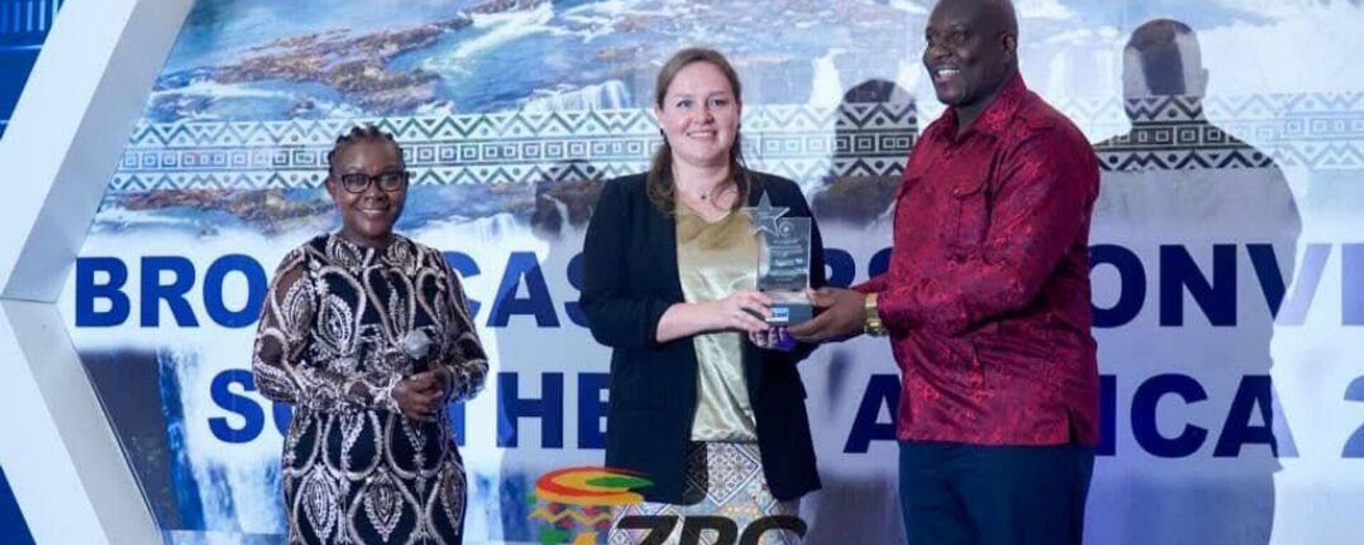 Sputnjiku Afrika nagrada za najbolji lokalni radio sadržaj - Sputnik Srbija, 1920, 30.10.2025