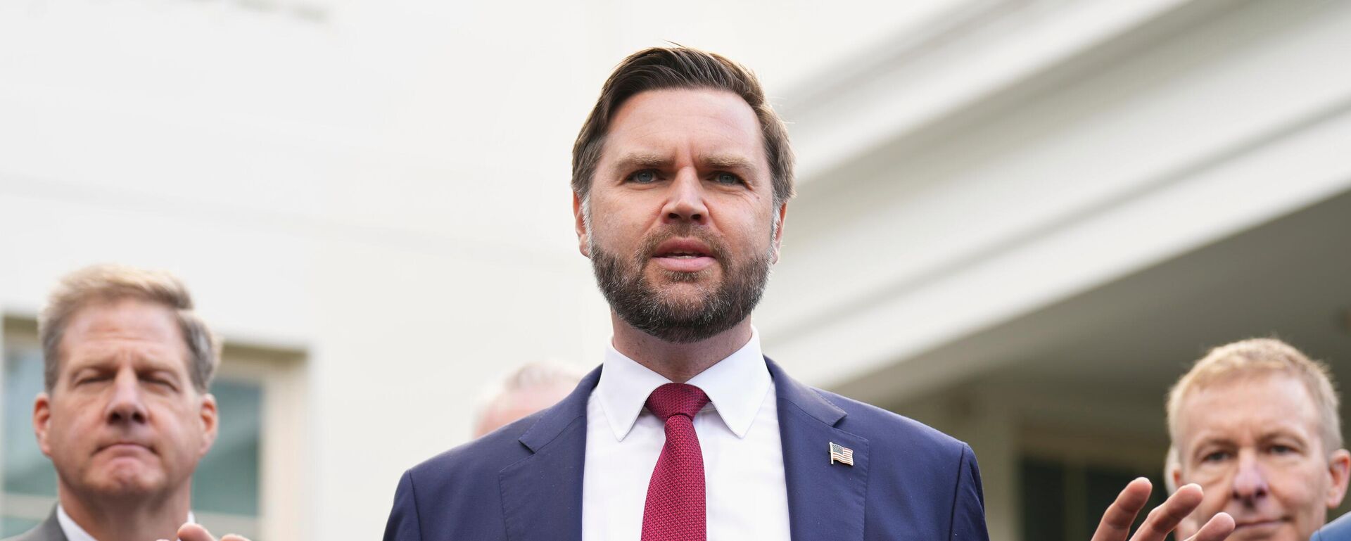 Потпредседник САД Џеј Ди Венс - Sputnik Србија, 1920, 22.12.2025