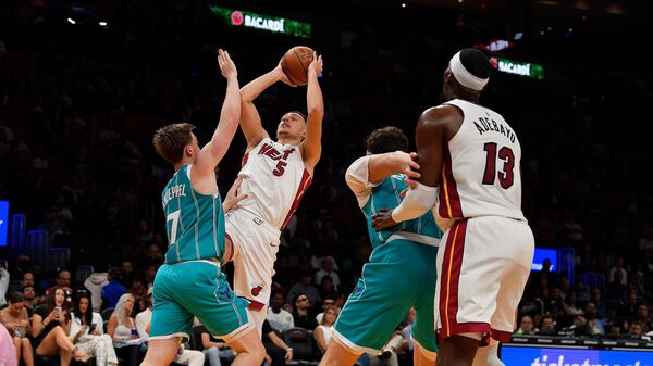 Никола Јовић - Sputnik Србија