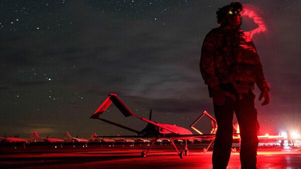 Ukrajinski vojnik pre poletanja - Sputnik Srbija