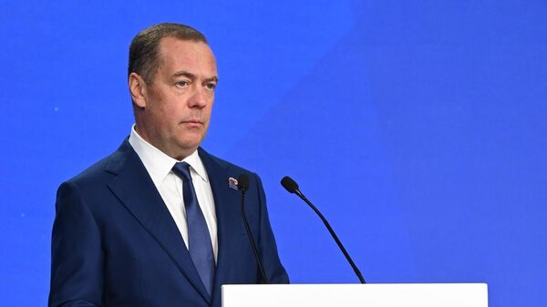 Medvedev: Što Zapad bude više potrošio na Ukrajinu, time će strašniji biti kraj kijevskog režima