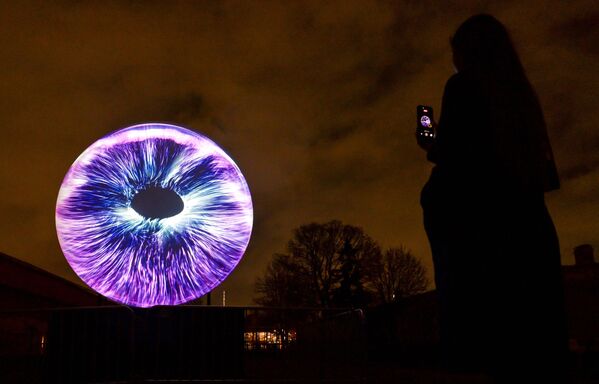 Свака година доноси овај фестивал у новом руху, кроз  нове приче и јединствене инсталације водећих медијских уметника земље. - Sputnik Србија