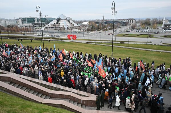 Литија у част Казањске иконе Богородице. Рута литије ишла је од Благовештенског саборног храма испод зидина Кремља до Казањско-Богородичког манастира и Казањског саборног храма. - Sputnik Србија