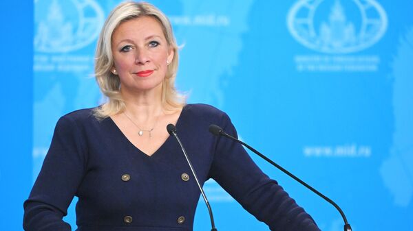 Захарова: Украјина могла постати економски бисер да је Европа није унаказила