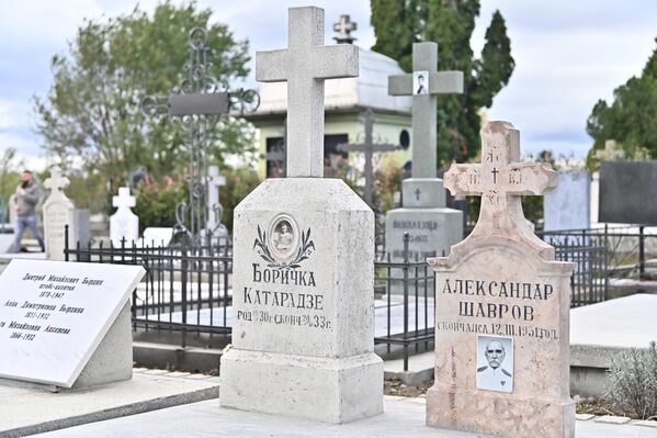 Među oficirima Carske armije sahranjenim na belocrkvenskom groblju nalazi se i posmrtni ostaci 32 viteza Svetog Đorđa. Orden Svetog Đorđa je najviše vojno odlikovanje Ruskog carstva, a sada i moderne Rusije - Sputnik Srbija