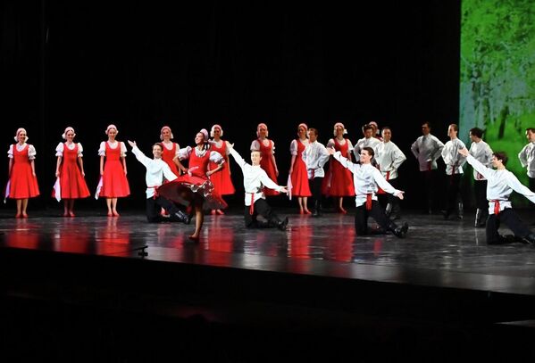 Ansambl je 2011. godine dobio i Medalju Uneskoa „Pet kontinenata“, a 2015. godine je ukazom ruskog predsednika dobio status posebno dragocenih objekata kulturnog nasleđa Rusije. Ansambl je 2011. godine dobio i Medalju Uneskoa „Pet kontinenata“, a 2015. godine je ukazom ruskog predsednika dobio status posebno dragocenih objekata kulturnog nasleđa Rusije. - Sputnik Srbija