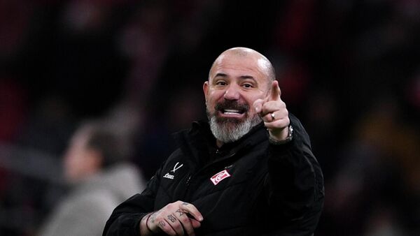 Станковић побеснео на три језика: „Шта хоћеш ти?!“ /видео/