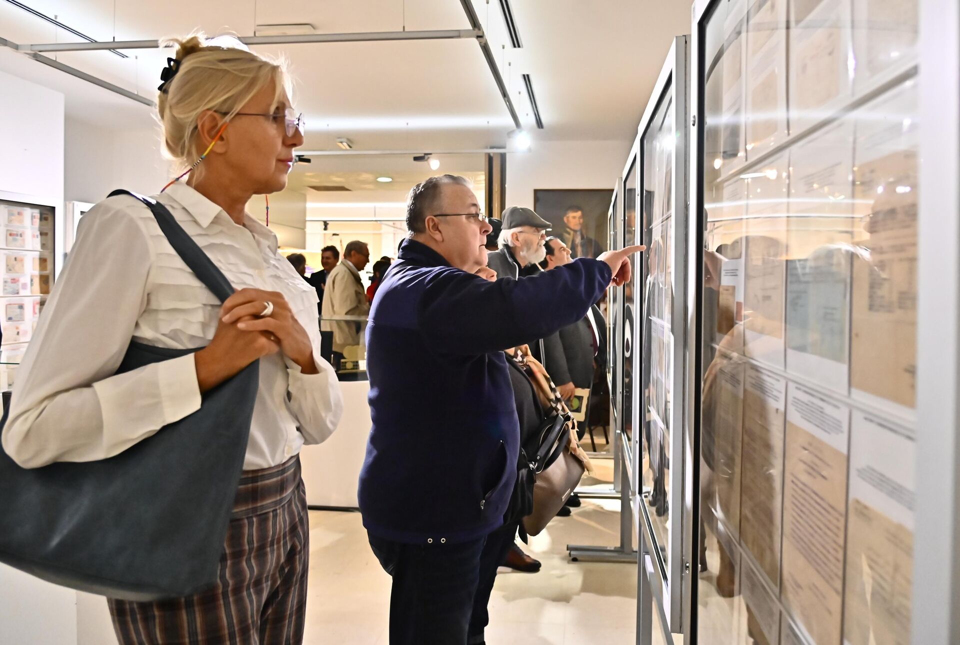 Филателистичка изложба Авијација Србије 1910-1919 и Авионска пошта Краљевине Југославије 1923-1941, из филателистичке збирке Александра Боричића у ПТТ музеју у Београду Филателистичка изложба Авијација Србије 1910-1919 и Авионска пошта Краљевине Југославије 1923-1941, из филателистичке збирке Александра Боричића у ПТТ музеју у Београду - Sputnik Србија, 1920, 10.11.2025