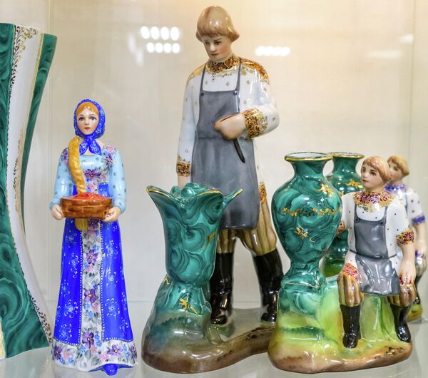 Sisert se nalazi 50 kilometara južno od Jekaterinburga, na istoimenoj reci, i grad je koji odavno neguje tradiciju proizvodnje domaće keramike. Sisert se nalazi 50 kilometara južno od Jekaterinburga, na istoimenoj reci, i grad je koji odavno neguje tradiciju proizvodnje domaće keramike. - Sputnik Srbija