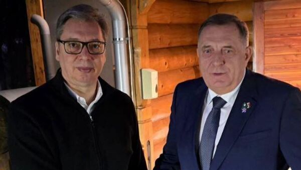 Aleksandar Vučić i Milorad Dodik - Sputnik Srbija