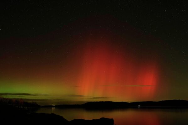 Северна светлост светли изнад језера Пери близу Перија, Канзас. - Sputnik Србија