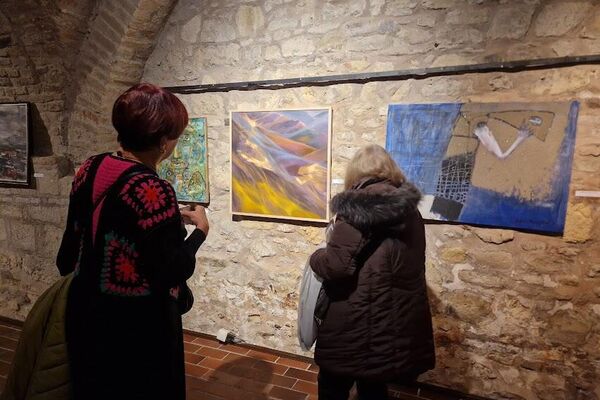 Посетиоци кажу да не памте оптимистичније радове на овом Салону Посетиоци кажу да не памте оптимистичније радове на овом Салону - Sputnik Србија