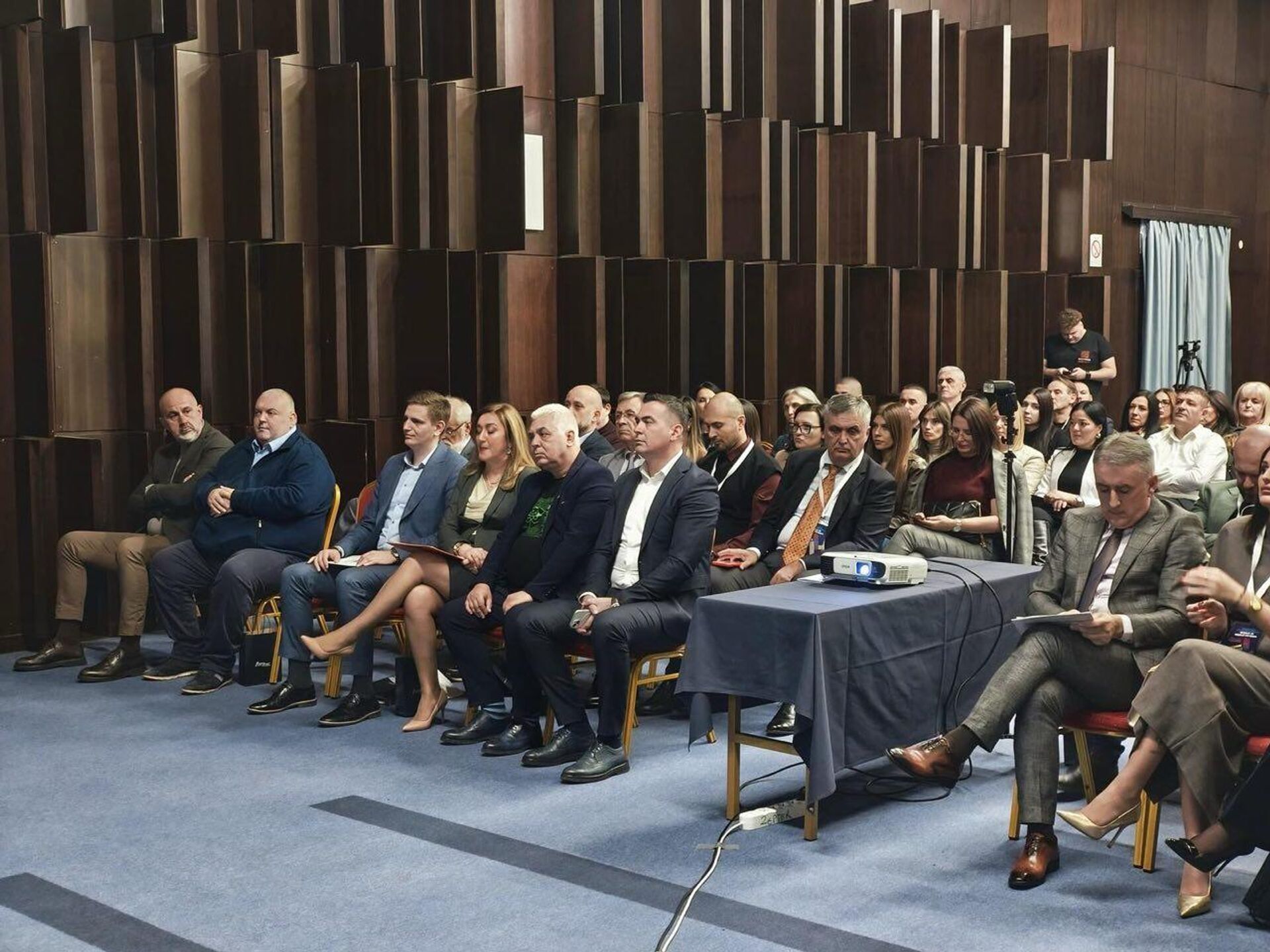 Međunarodna stručna konferencija “Mediji za medije regiona” - Sputnik Srbija, 1920, 17.11.2025