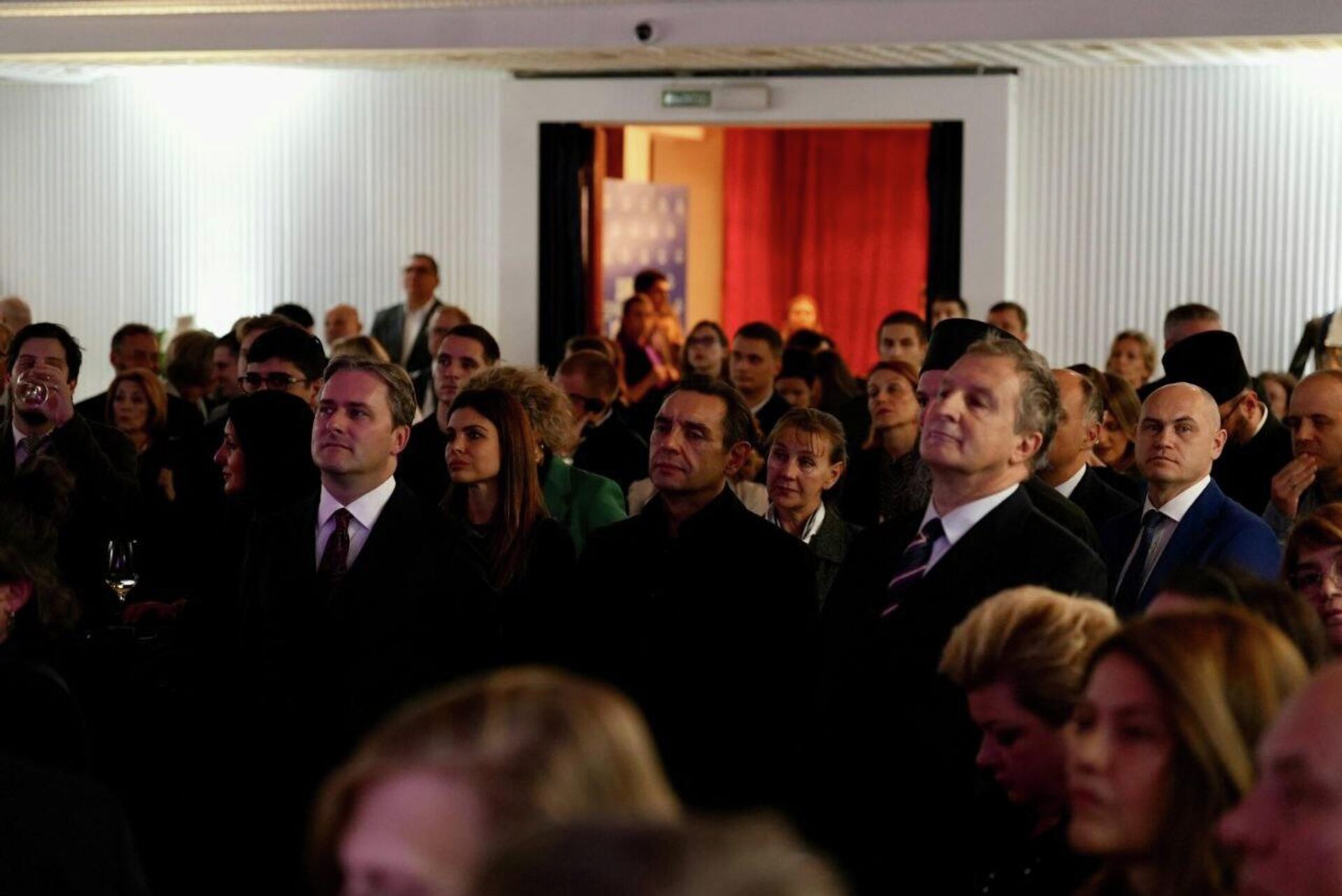 Ministar kulture Nikola Selaković i predsednik Pokreta socijalista Aleksandar Vulin - Sputnik Srbija, 1920, 17.11.2025