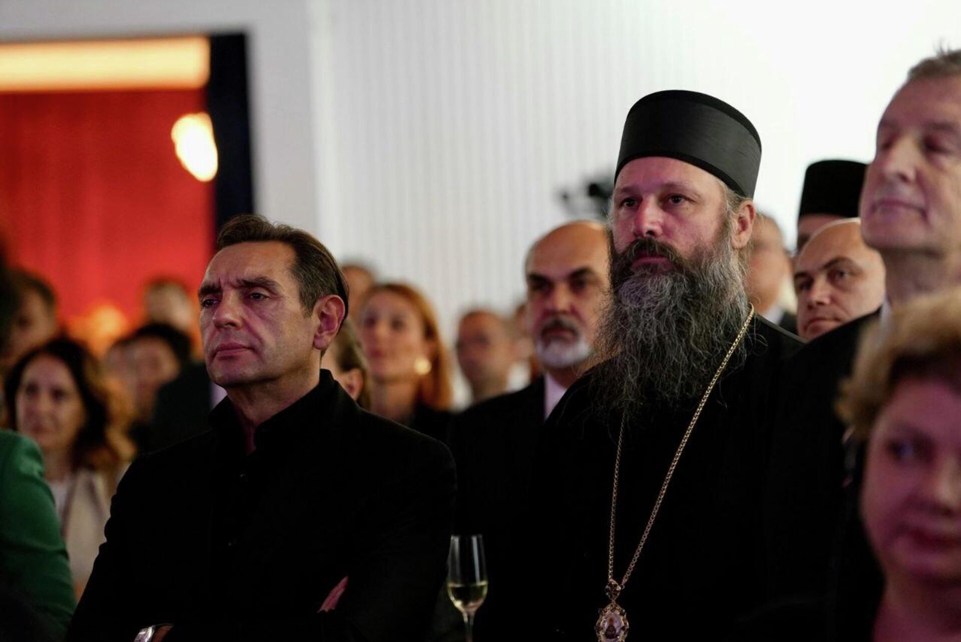 Aleksandar Vulin i episkop novobrdski Ilarion - Sputnik Srbija, 1920, 17.11.2025