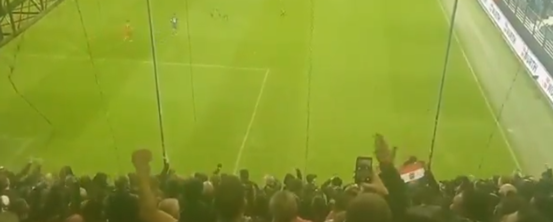 Hrvati u Podgorici uzvikivali „Ubij Srbina“ - Sputnik Srbija, 1920, 18.11.2025