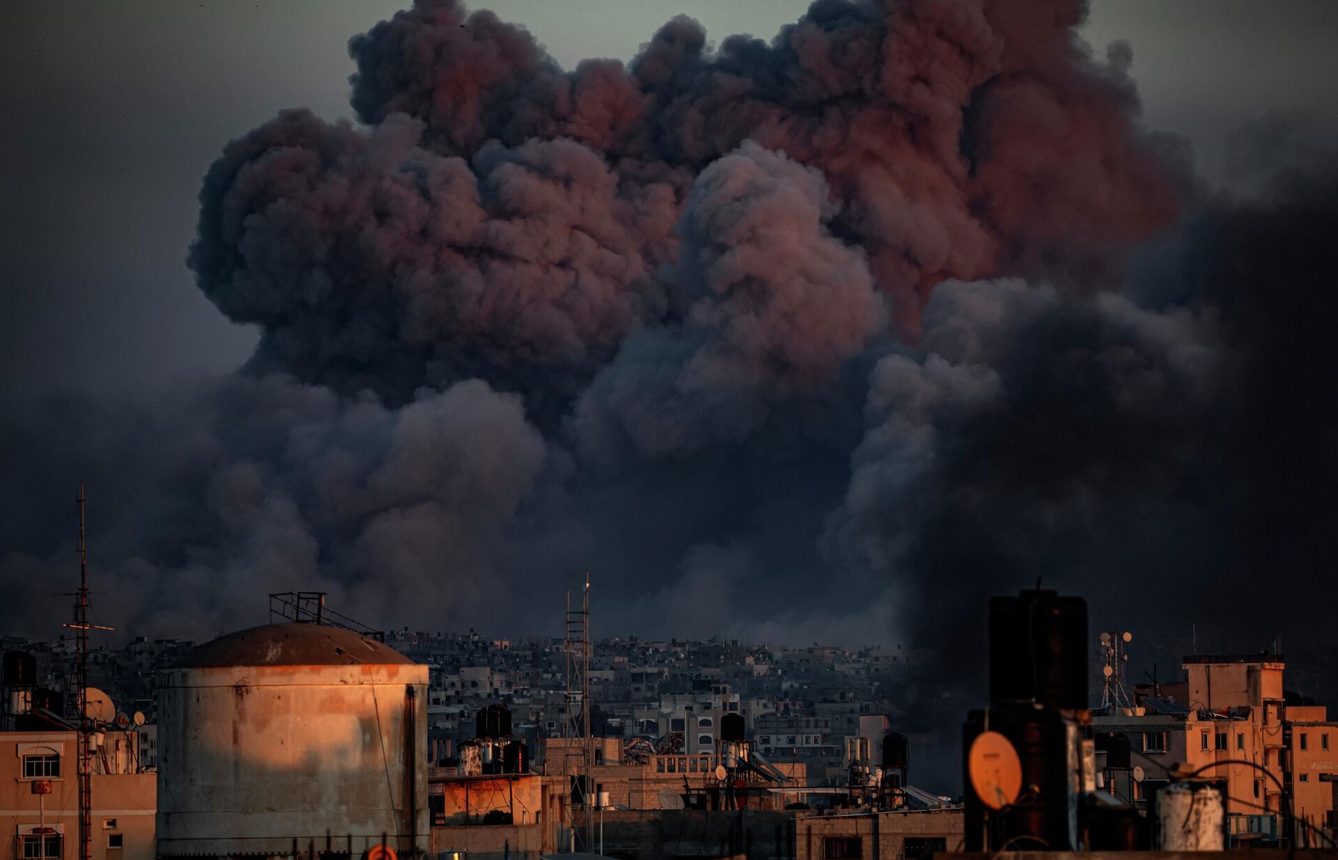 HI Meždunarodnый konkurs fotožurnalistiki imeni Andreя Stenina HI Meždunarodnый konkurs fotožurnalistiki imeni Andreя Stenina - Sputnik Srbija, 1920, 18.11.2025