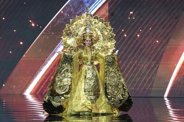 Impozantan nastup mis Indije Manike Višvakarme. - Sputnik Srbija