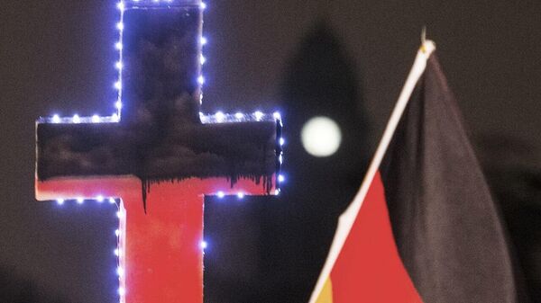 Nemačka zastava na krstu - Sputnik Srbija
