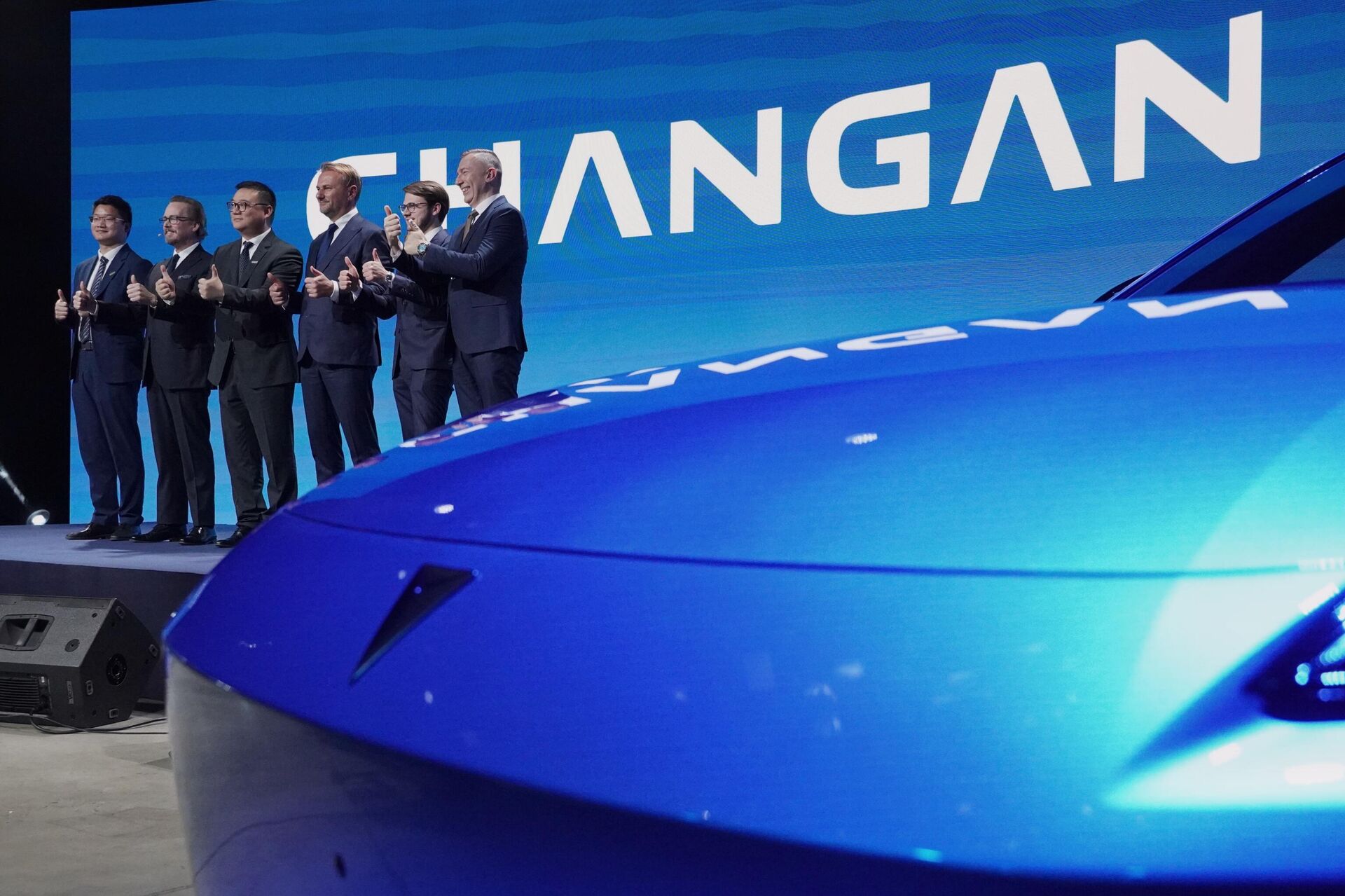 Кинески „Чанган“ стигао у Србију, представљена два модела електричних аутомобила. - Sputnik Србија, 1920, 20.11.2025