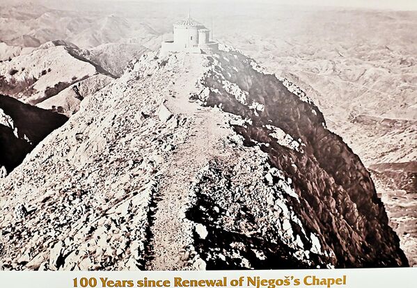 Njegoševa zavetna crkva nalazila se na Jezerskom vrhu, na Lovćenu gde ju je još za života podigao Petar Drugi Petrović Njegoš kao crkvu - kapelu posvećenu Svetom Petru Cetinjskom 1845. godine. Prema kazivanju njegovog brata Pera, vladika je u smrtnom času izrazio želju da u njoj bude pokopan - Sputnik Srbija