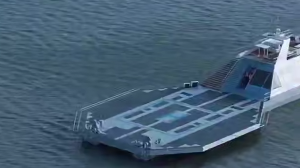 Predstavljen Kineski pokretni helidrom na vodi - Sputnik Srbija