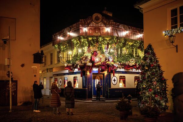 I Viljnus u Litvaniji obukao je božićno ruho. - Sputnik Srbija