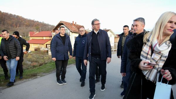 Aleksandar Vučić u selu Urovica kod Negotina - Sputnik Srbija