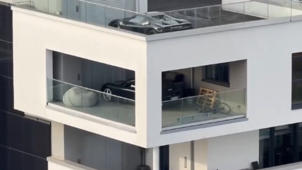 Два у један: Како изгледају зграде у немачком елитном кварту /видео/