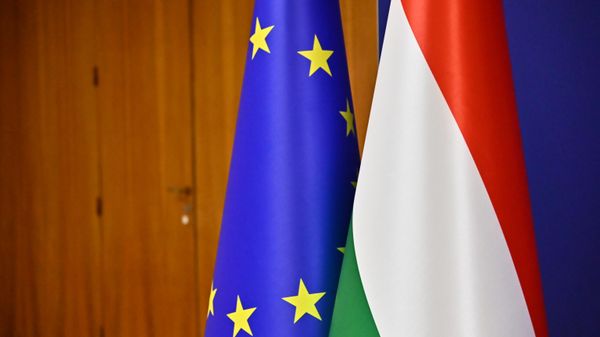 Мађарска блокирала два кластера за приступање Украјине ЕУ