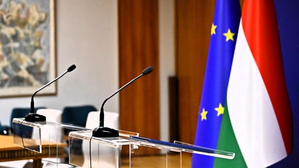 Нови оштар напад ЕУ на Мађарску пошто Орбан одбија да скаче у — провалију