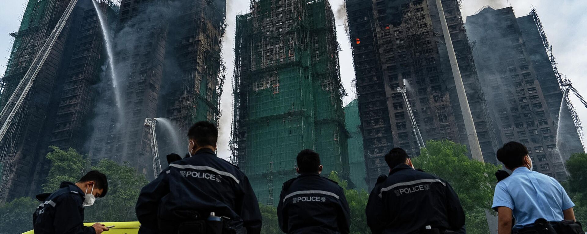 Požar u stambenom kompleksu u Hongkongu. - Sputnik Srbija, 1920, 27.11.2025