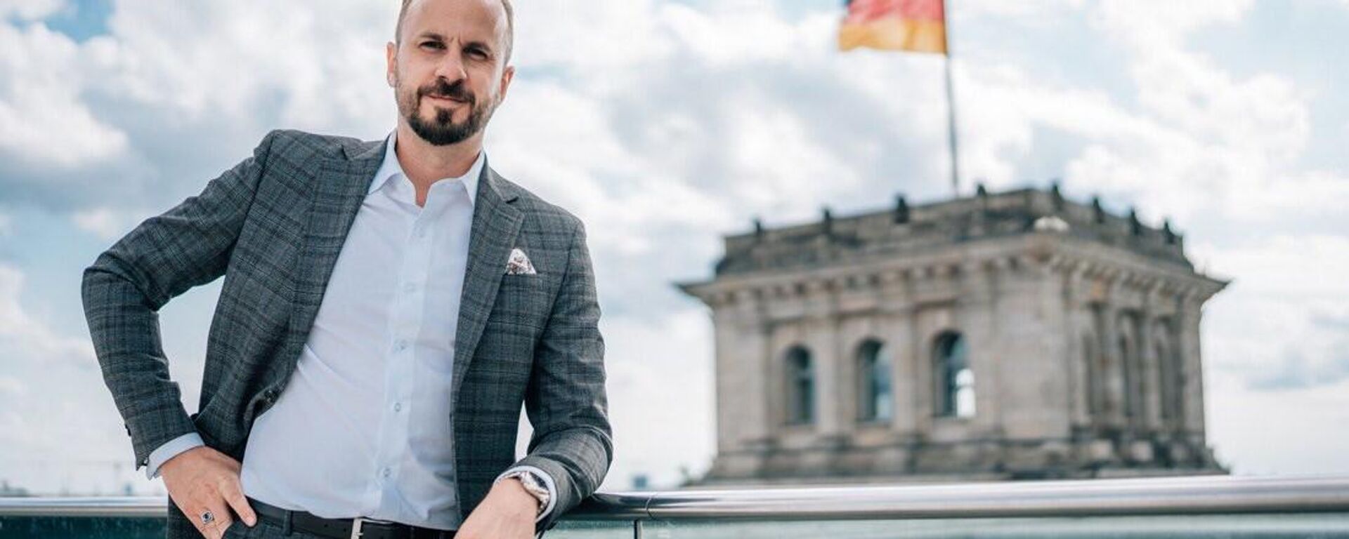 Тобиас Тајх, посланик Алтернативе за Немачку (АфД) у Бундестагу и члан Одбора за питања Европске уније - Sputnik Србија, 1920, 29.11.2025