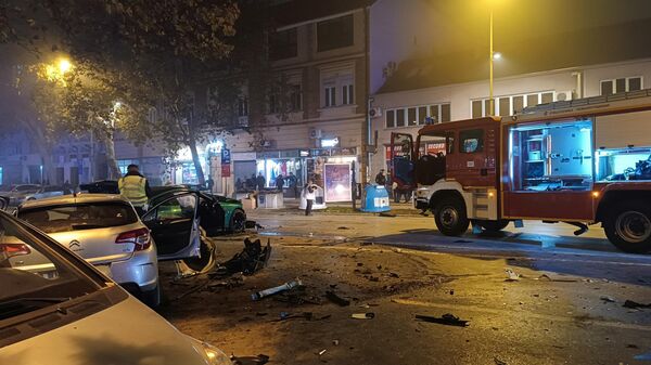 Teška saobraćajna nesreća u centru Novog Sada - Sputnik Srbija