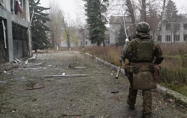 Iluzije o vojnim uspesima Ukrajine u 2025. padaju u vodu – oslobađanje DNR-a privodi se kraju. - Sputnik Srbija