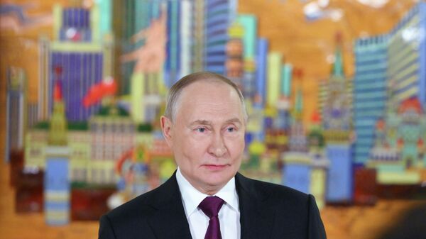 Путин честитао Рускињама предстојећи Међународни дан жена /видео/