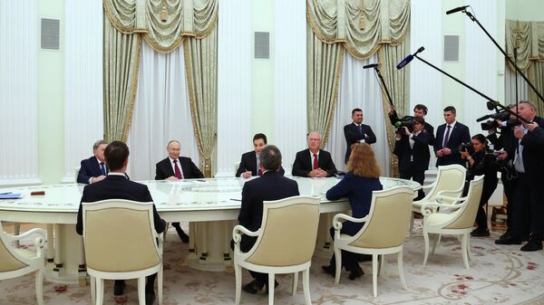 Vladimir Putin i Stiv Vitkof - Sputnik Srbija