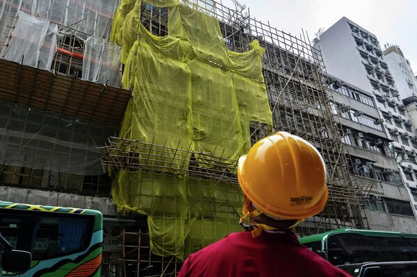 Honkong, grad sa 7,5 miliona stanovnika ima jednu od najvećih koncentracija nebodera i visokih zgrada u svetu. - Sputnik Srbija