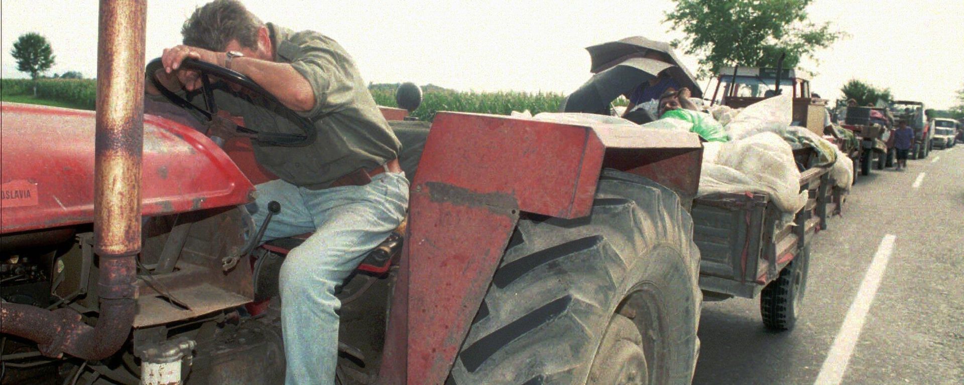 Etničko čišćenje Srba sa prostora Hrvatske u zločinačkoj akciji ,,Oluja 1995. godine. - Sputnik Srbija, 1920, 11.07.2026