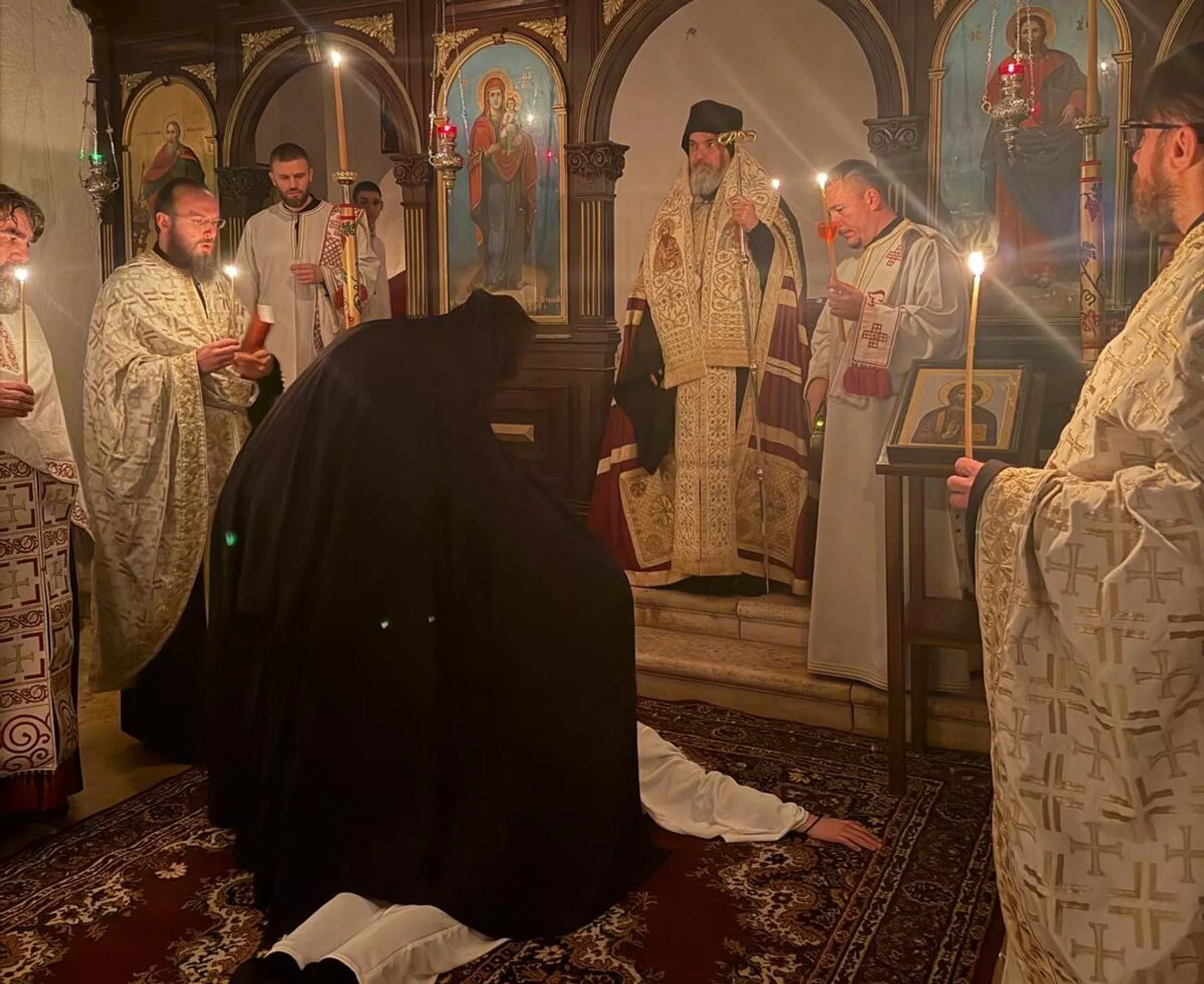 Манастир је после дуге паузе добио још једног монаха, оца Григорија - Sputnik Србија, 1920, 07.12.2025