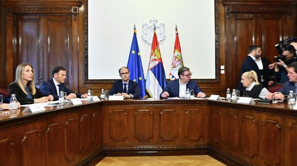 Почео састанак председника Вучића са тимовима за енергетску стабилност