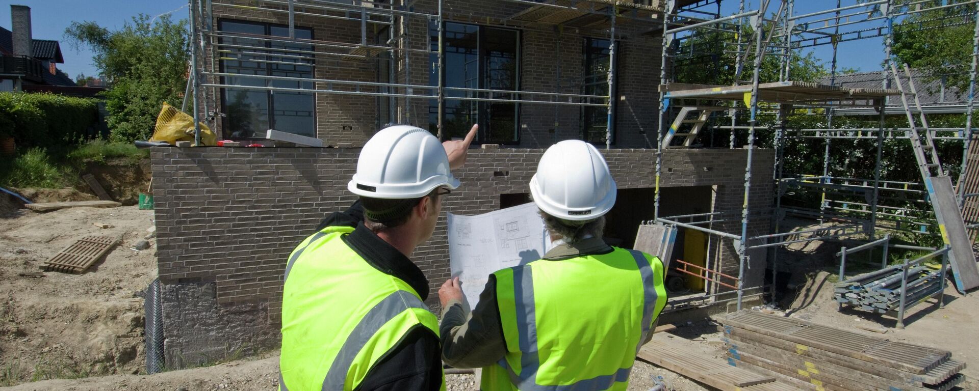 Грађевинци - Sputnik Србија, 1920, 08.12.2025