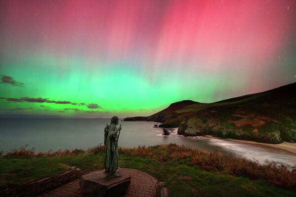 „Аурора у Ланграногу“ – Метју Браун Ланграног, обала Кередигиона, Велс. - Sputnik Србија