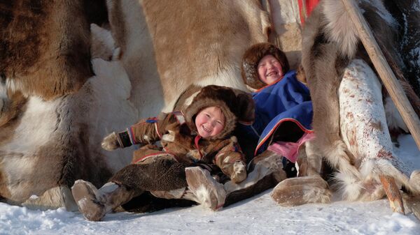 Snimok Čumovaя žiznь. Igrы na ulice fotografa Šuklina Vasiliя iz nominacii Rossiя v licah fotokonkursa RGO Samaя krasivaя strana - Sputnik Srbija